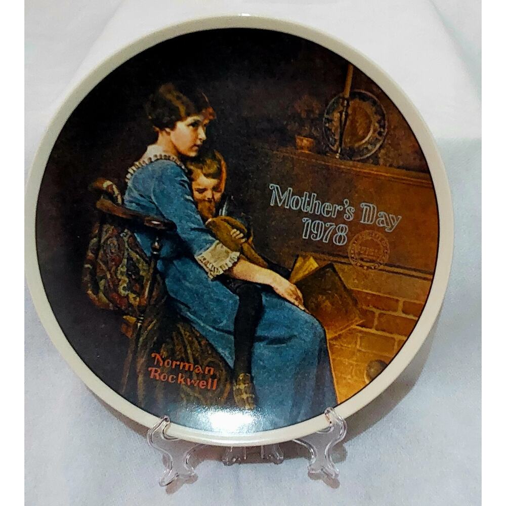 Set of 4 Norman Rockwell Mothers Day Plates